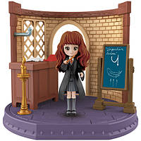 Игровой набор Гермиона в комнате заклинаний Harry Potter Wizarding World SM22007/8241