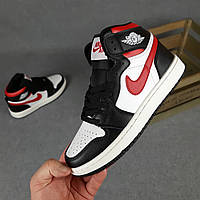 Женские кроссовки деми черно-белыес красным Nike Air Jordan 1 Retro. Обувь женская Найк Аир Джордан 1 Ретро