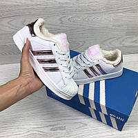 Женские зимние кроссовки Adidas Superstar кожаные повседневные белые розовые