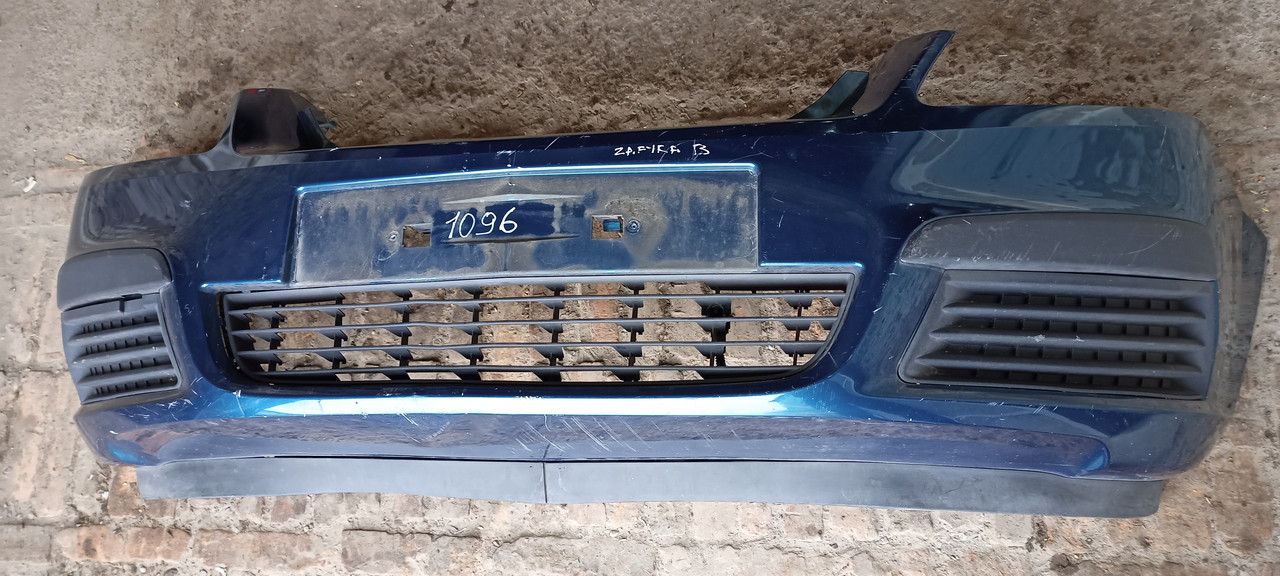 Бампер передний решотка бампера Opel Zafira B 13124959 Опель зафира Б ...