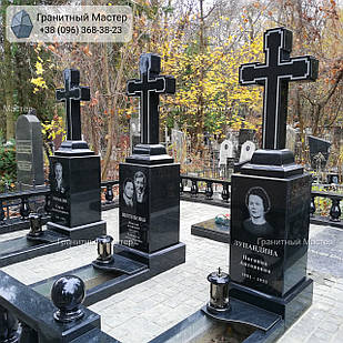 Памятник хрест на трьох из граниту № 30