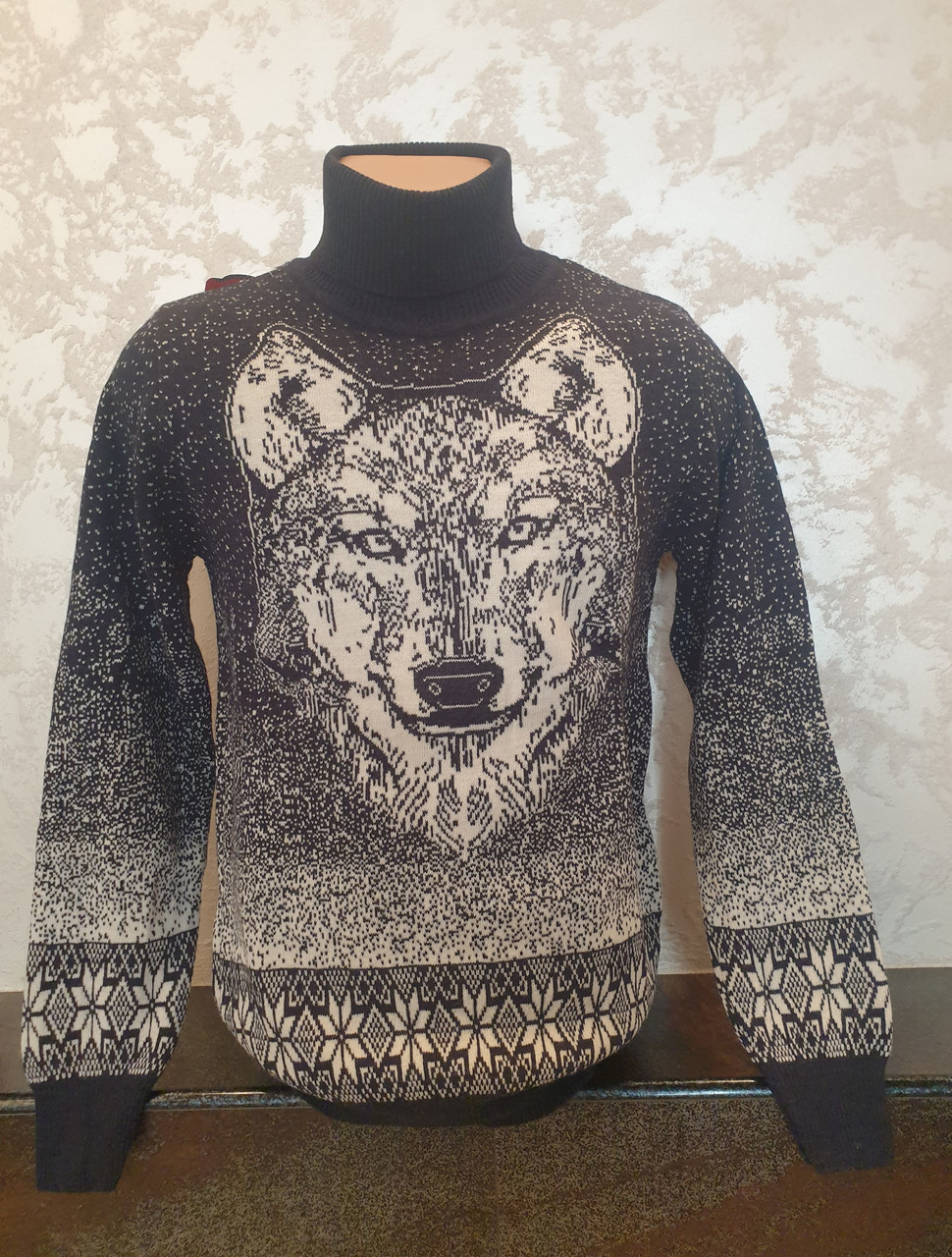 Молодіжний синій светр з вовком розмір M,L,XL,XXL