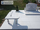 Незвичайний горизонтальний пам'ятник з білого мармуру жінці № 32, фото 4