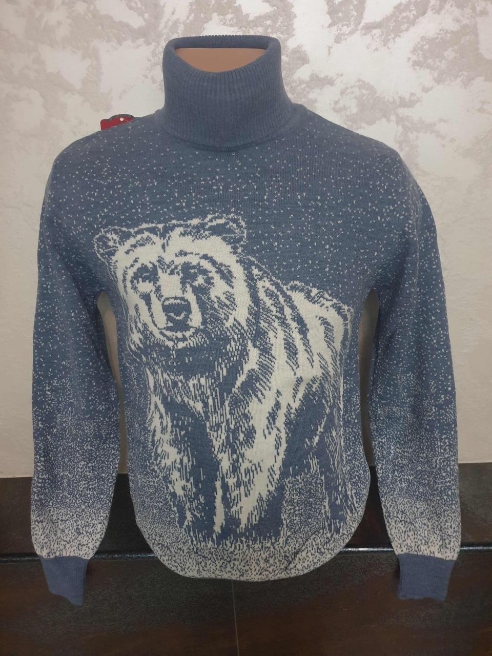 Молодіжний стильний светр з ведмедем розмір M,L,XL,XXL