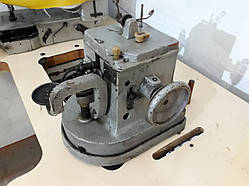 Скоренева машина 10-Б клас, для зшивання хутра