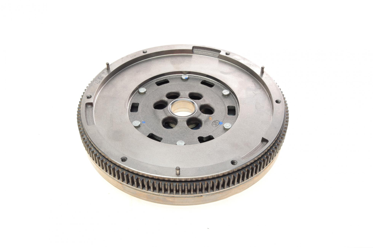 Двухмассовый маховик, демпфер LUK 415054010 VW T5 2,0 TDI 09-