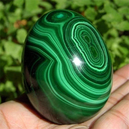Камінь малахіт у формі яйця RESTEQ. Яйце з натурального малахіту 4 см. Кам`яне яйце, фото 2
