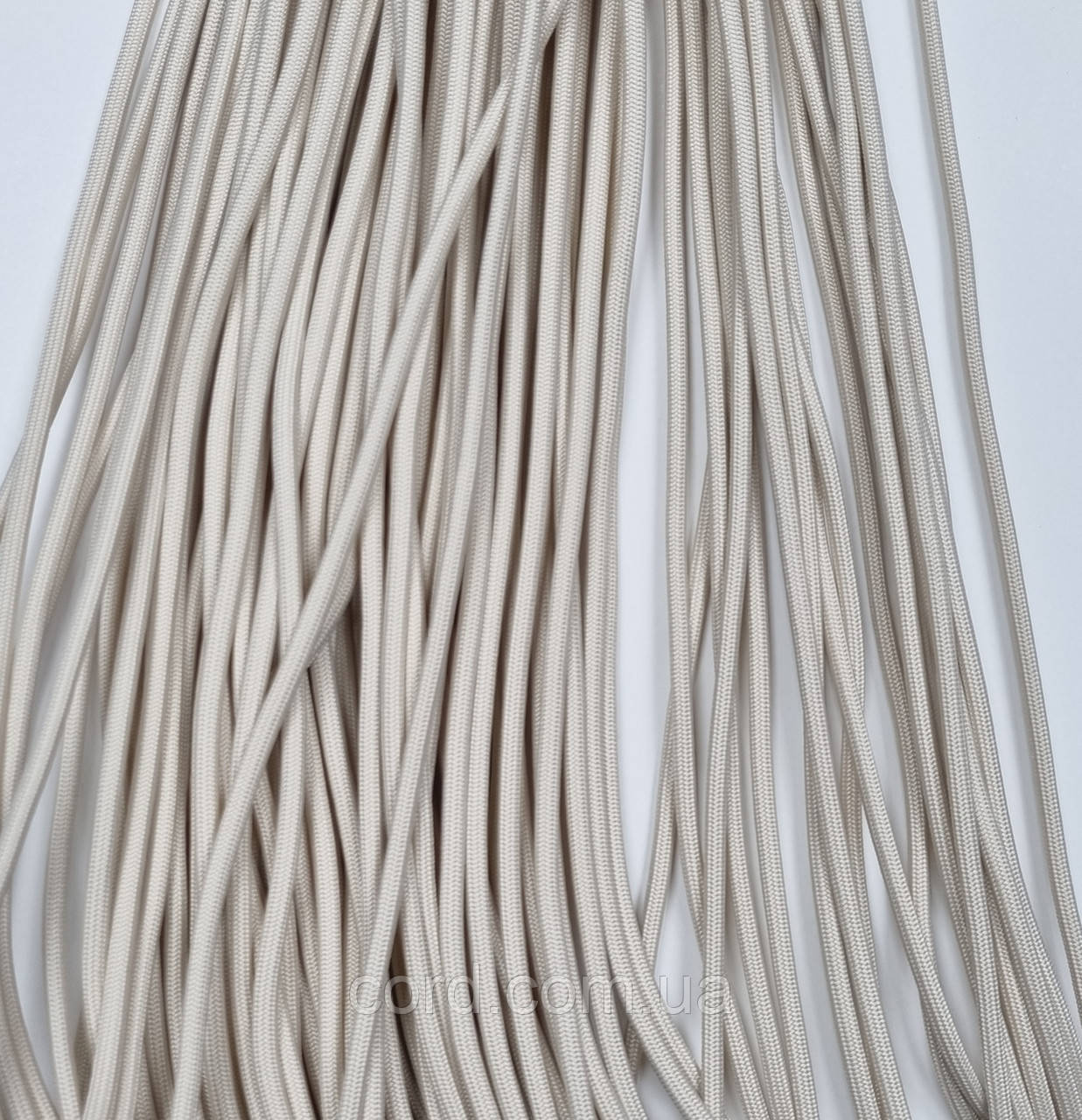 Шнур круглий щільний 4мм світло-бежевий моток 100м, фото 1