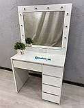 Макіяжний стіл із підсвіткою і поличками за дзеркалом V653, фото 2