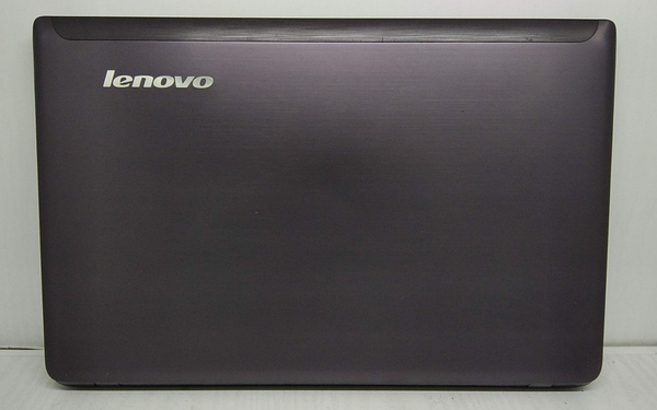 Ноутбук Б Класс Lenovo Z575 / 15.6" (1366х768) TN / AMD A6-3420M.