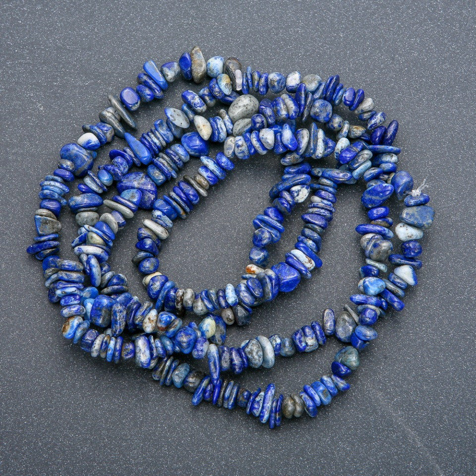 Намистини на нитці з натурального каменю Лазурит крихта d-7х4мм L-84см + -, фото 1