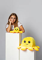 М'яка плюшева іграшка-перевертень Восьминіг 20*30 см жовтогарячо-жовтий