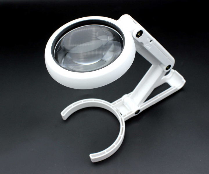 Лупа ручна/настільна FS55RC 55 мм, з підсвіткою, складана
