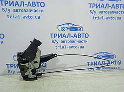 Замок двері передній правий Toyota Land Cruiser 1998-2006 6903060070 (Арт.6979)