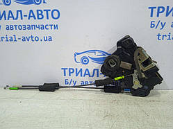 Замок двері передній правий Lexus RX 2003-2008 6903033251 (Арт.7800)