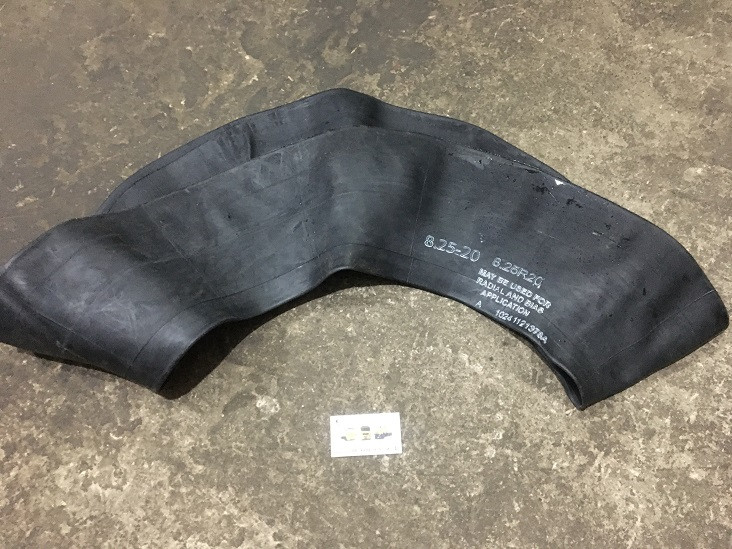 Камера 8,25-20 V3.02.10 до вантажних шин 240Р508 (Kabat) DEC005, фото 1