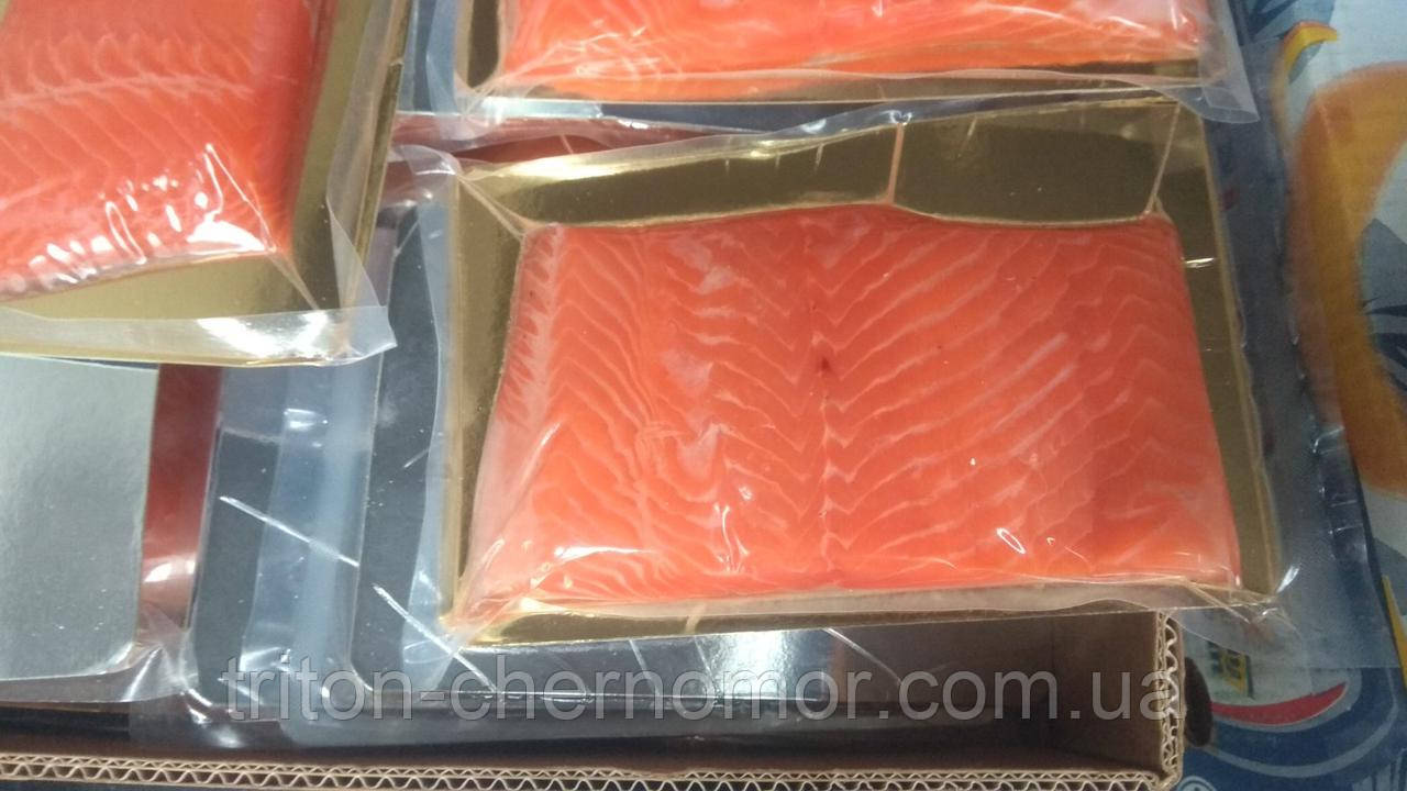 Сёмга малосольная вакуумная упаковка. Цена за 100г
