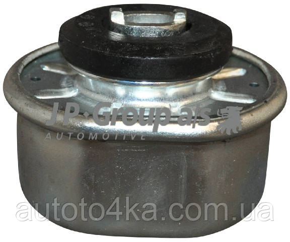 Опора двигуна JP Group 1117904700