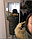 Жіночий зимовий пуховик у стилі оверсайз із хутром на капюшоні, фото 9