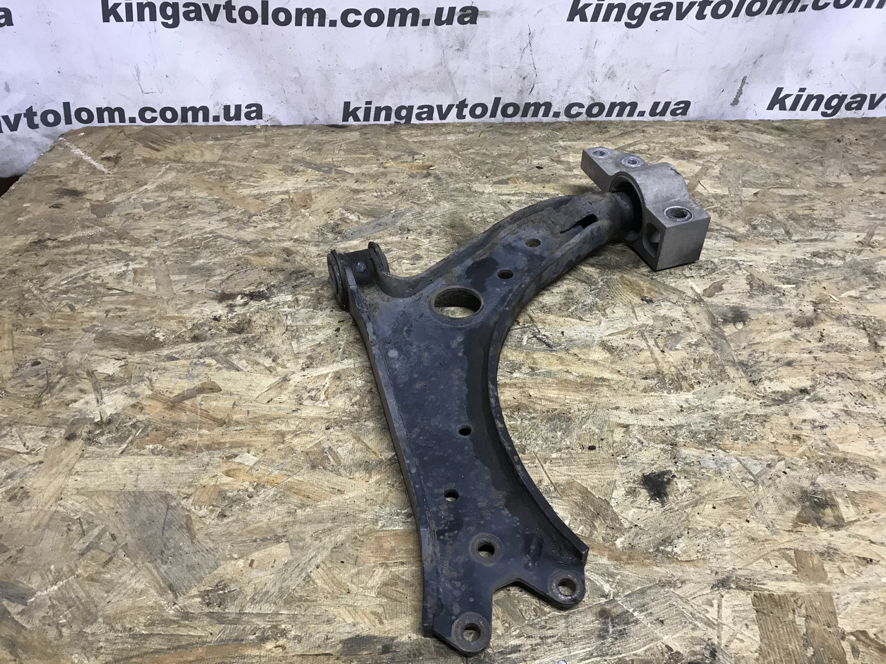 Передній правий ричаг Volkswagen Golf 6 1K0407190E