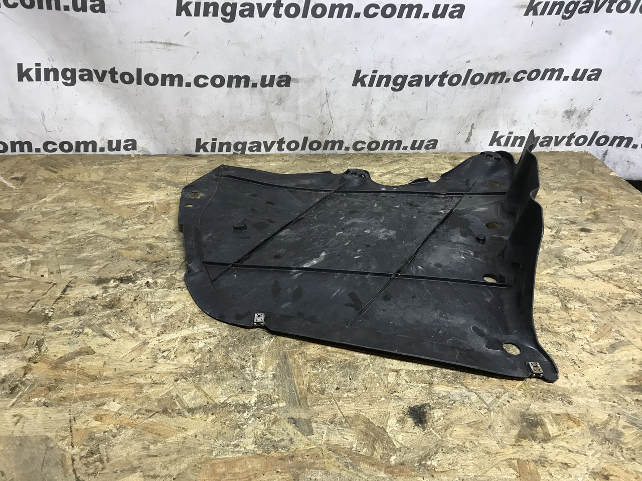 Захист кузова Volkswagen Golf 6 1K5825215C