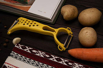 Ніж для чищення овочів двосторонній пластмасовий