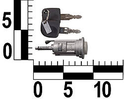 Дефлектор скла лобового LACETTI правий  (KAP) (96618614)