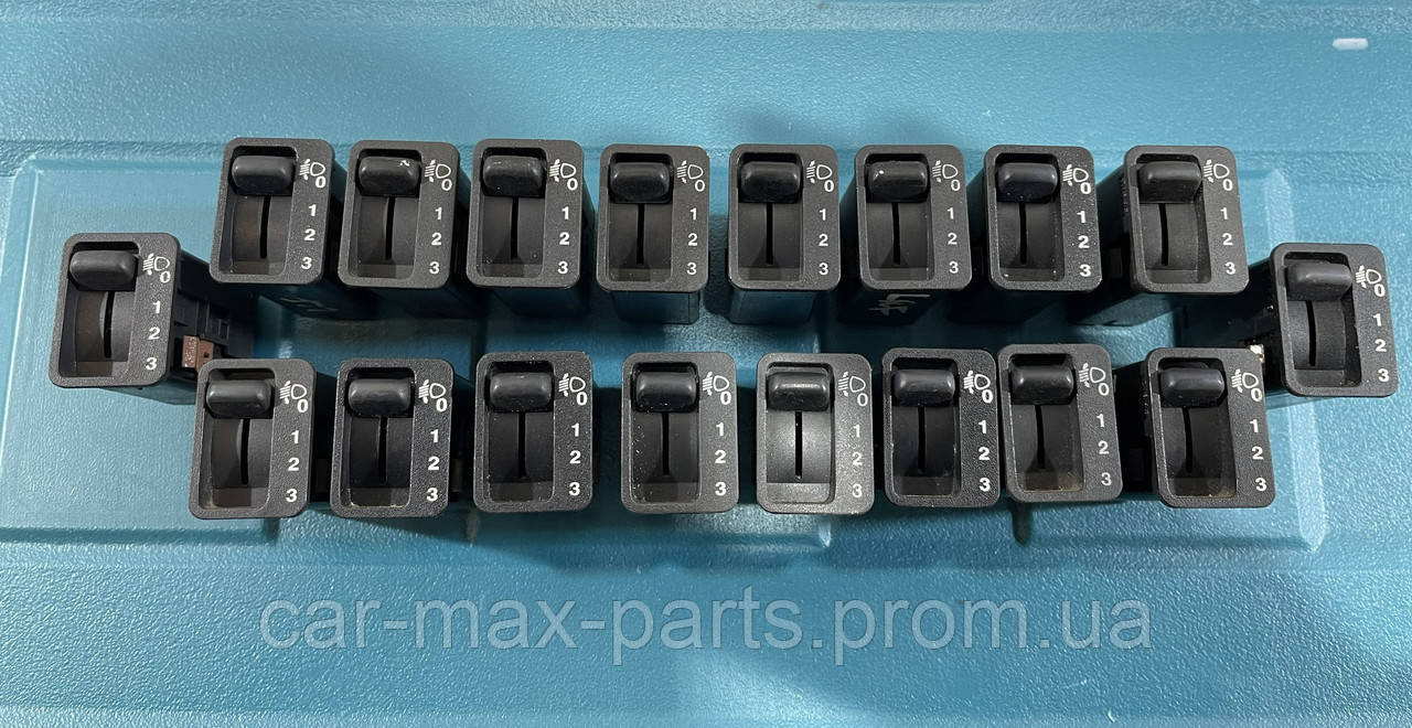 Кнопка коректора положення фар Land Rover Freelander 1 1997-2008 YUT500010PUY, фото 1