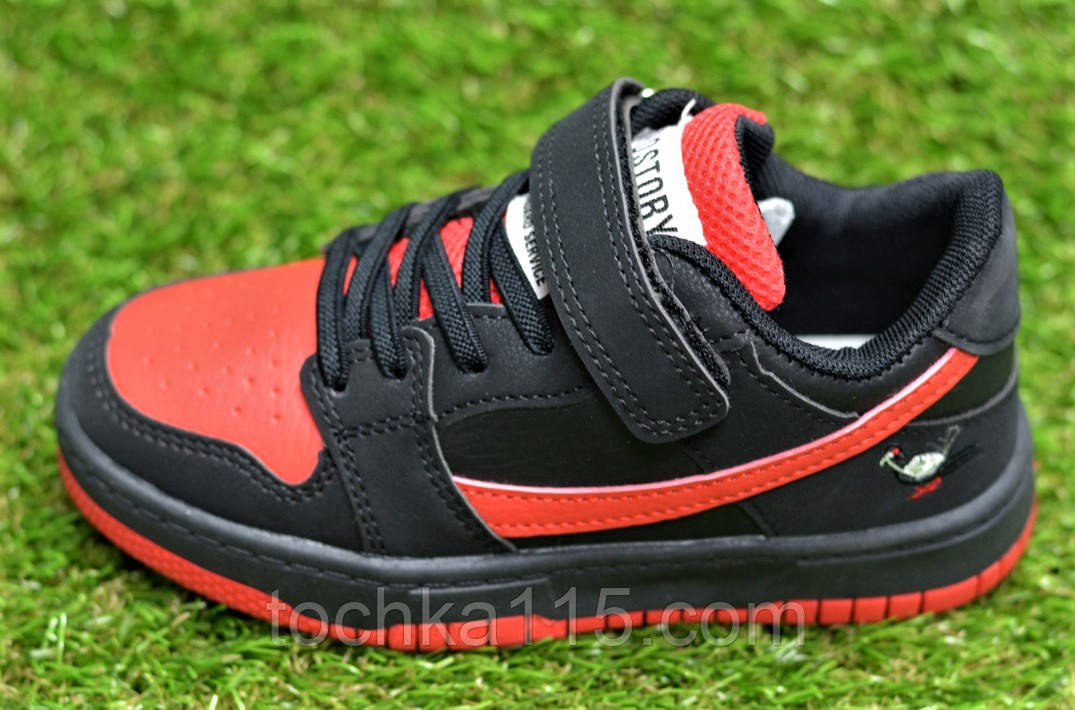 Дитячі кросівки аналог nike air force jong golf black rad найк чорний червоний р32-35