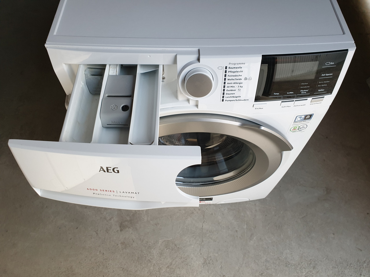 Стиральная машина AEG lavamat 6000 Series ProSense 9 KG / 2018-го года выпуска / L6FB67490 - фото 6 - id-p1546846075
