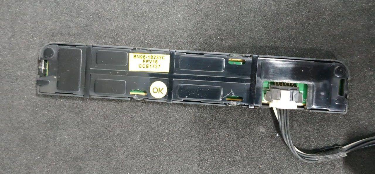 Кнопки управління BN96-18232C для телевізора Samsung UE40D6500VS