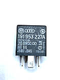 Автомобільне реле No 21 / 191953227A / 12 V 20.0900.00 / 719097, фото 2