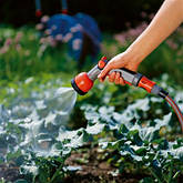 Пістолети, розпилювачі води для поливу