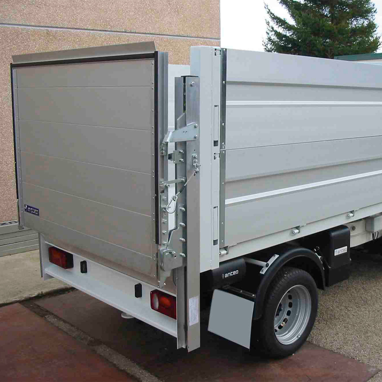 Гидроборт Anteo F3 CO 05 S на грузовик - фото 1 - id-p1547212328