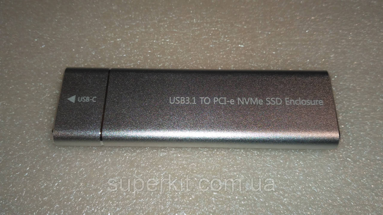 USB 3.1 USB 3.0 зовнішня кишеня - M. 2 NVMe SSD з інтерфейсом підключення PCI-e