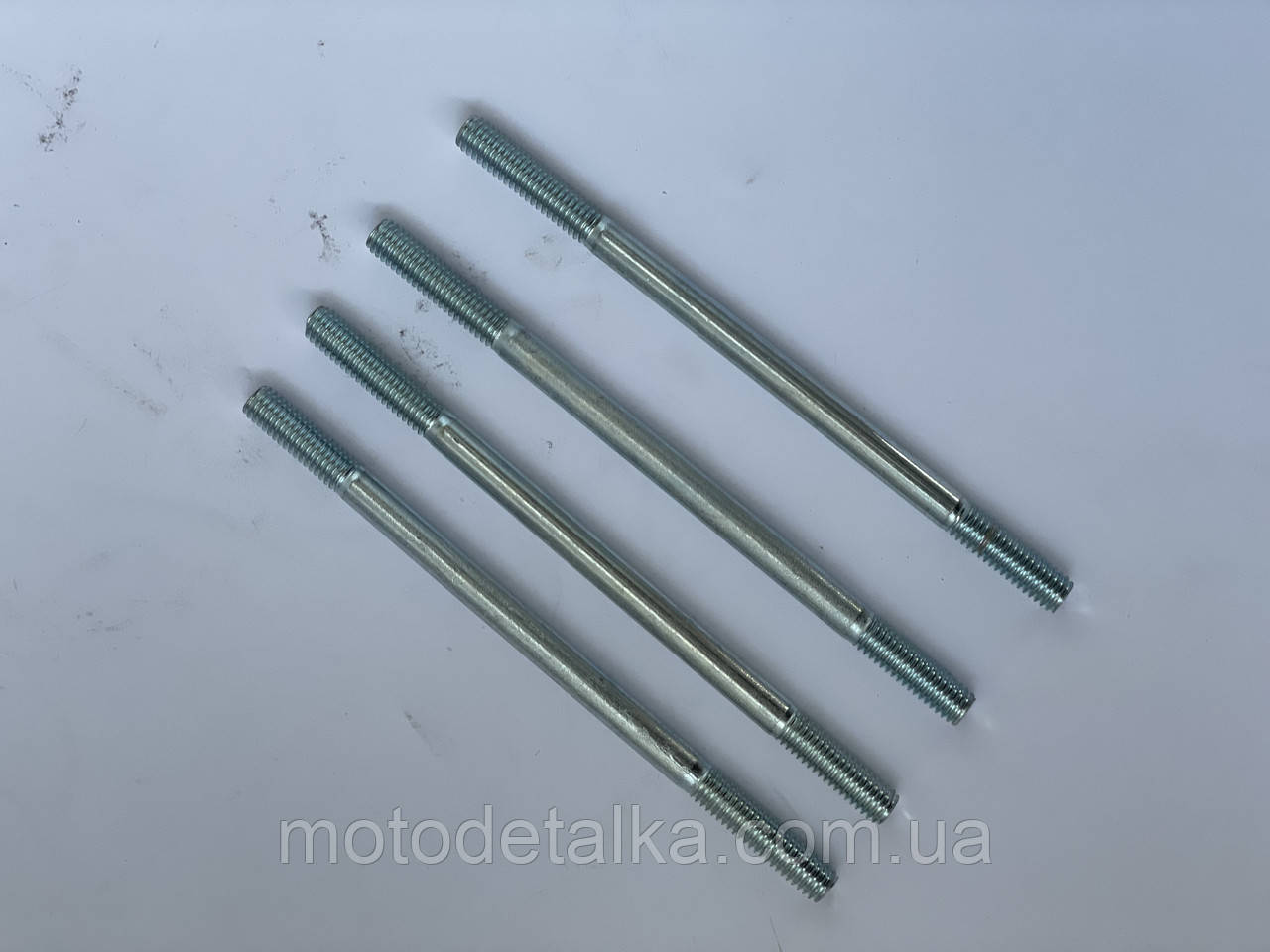 Шпильки циліндра Suzuki Ad, Sepia. якість.