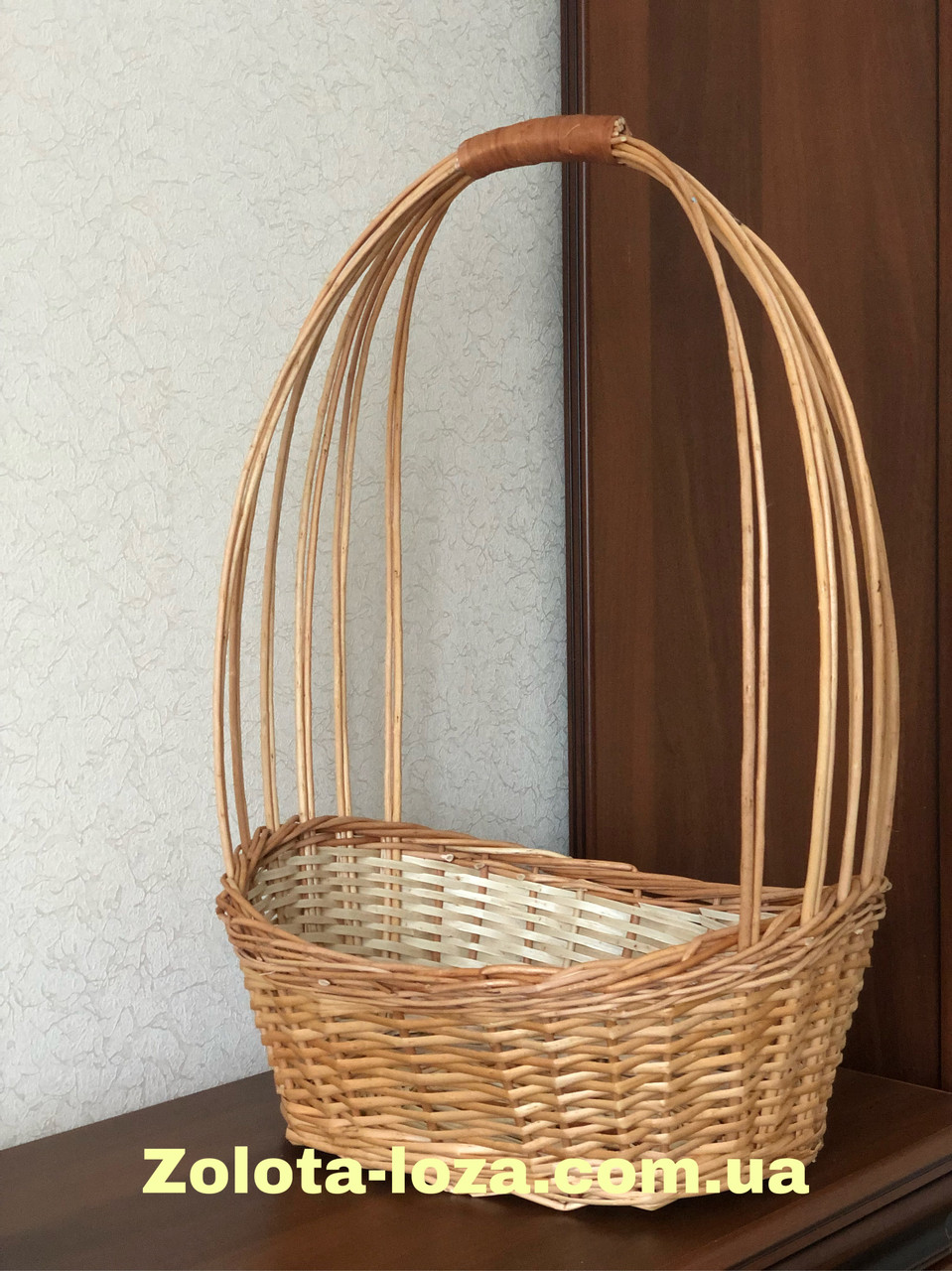 Корзина плетена подарункова. Арт: 3095