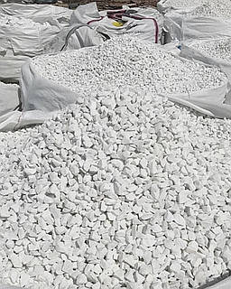 Крихта біла "Доломіт" камінь для клумб та ландшафтного дизайнну (ціна за 1 кг від1 тони)