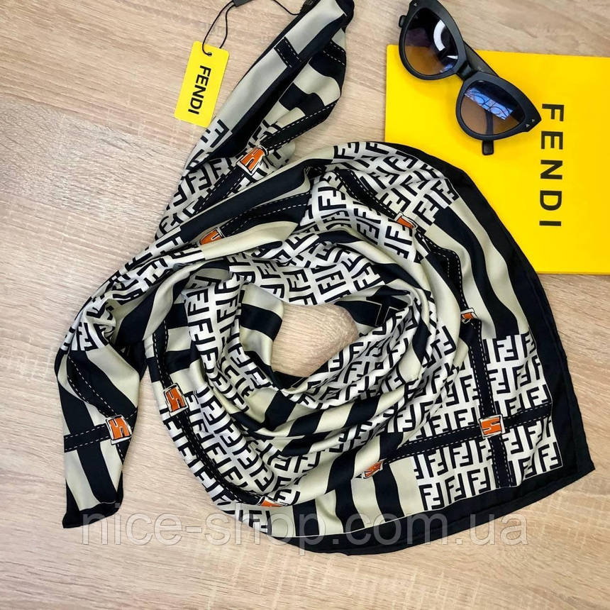 Хустка Fendi з ручною підшивкою, фото 1
