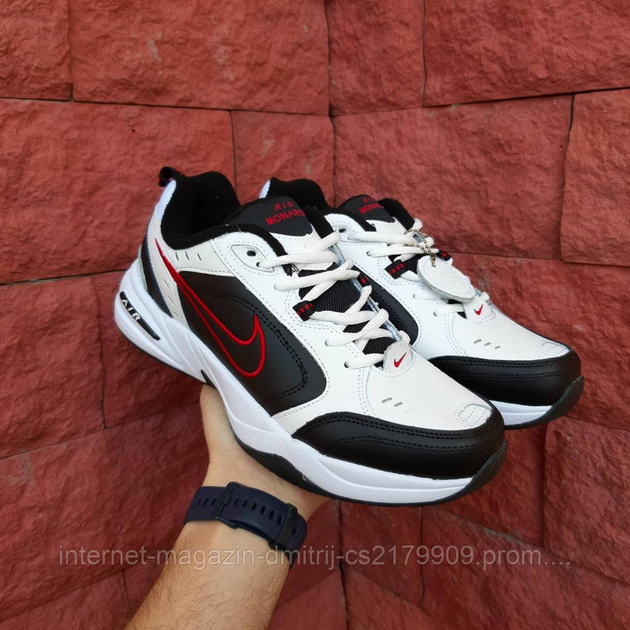 Чоловічі кросівки в стилі Nike Air Monarch білі з чорним і червоним