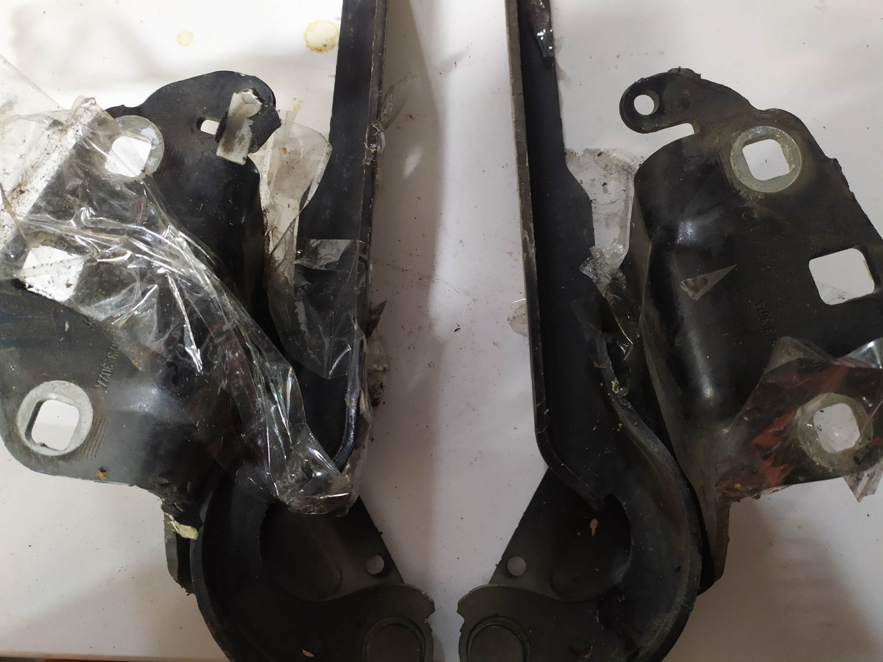 Петлі капота vw passat cc, фото 1