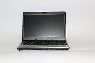 Ноутбук Б/У Fujitsu LifeBook S762 / 13.3" (1366x768) TN+film WXGA LED / Intel Core i5-3320M (2 (4) ядра по 2.6