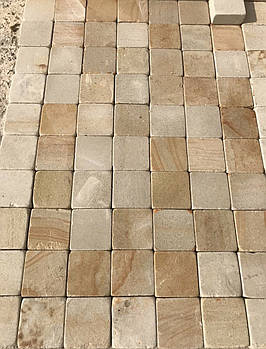 Бруківка з Піщаника (окатана)