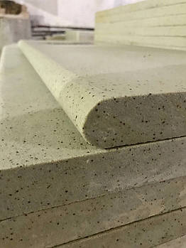 Підвіконя з Піщаника