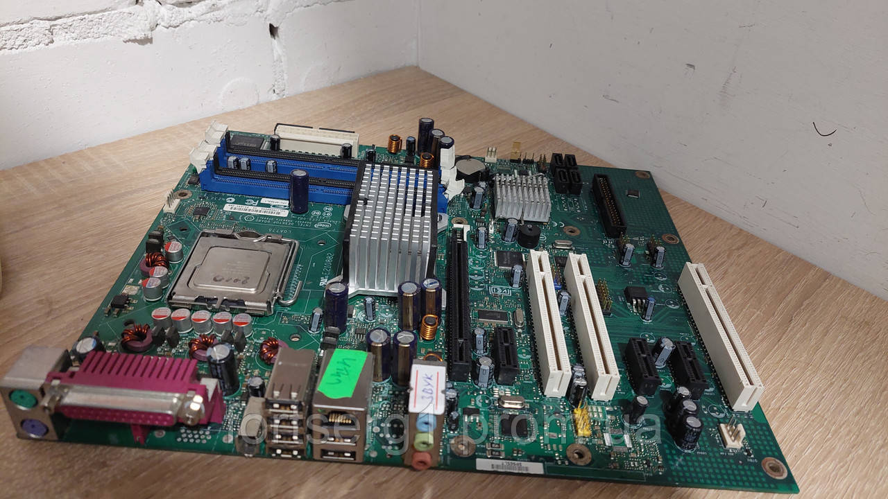 Материнская Плата INTEL DP965LT Socket LGA775 ATX 4x DDR2.