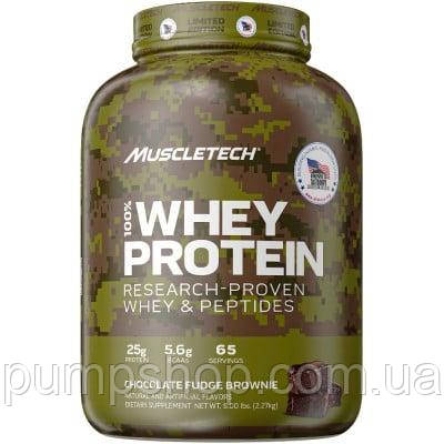 Сироватковий протеїн із пептидами MuscleTech 100% Whey Homes for Our Troops Limited Edition 907 г, фото 1