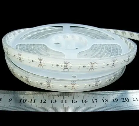 LED стрічка Rishang SMD2835 120шт/м 8.6W/м IP67 12V Зелена RN32C0TA-B 9452, фото 2