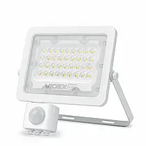 LED прожектор Videx F2e 30W 5000К з датчиком руху та освітленості VL-F2e305W-S, фото 2