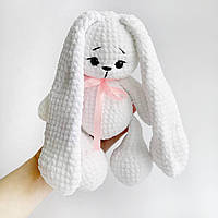 Вязанная игрушка Баловень Bunny Tosha White