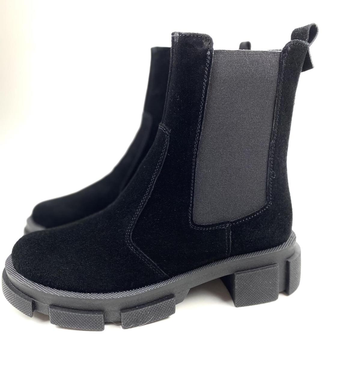 Черные зимние ботинки Челси из натуральной замши на меху 39 - фото 4 - id-p1582681856